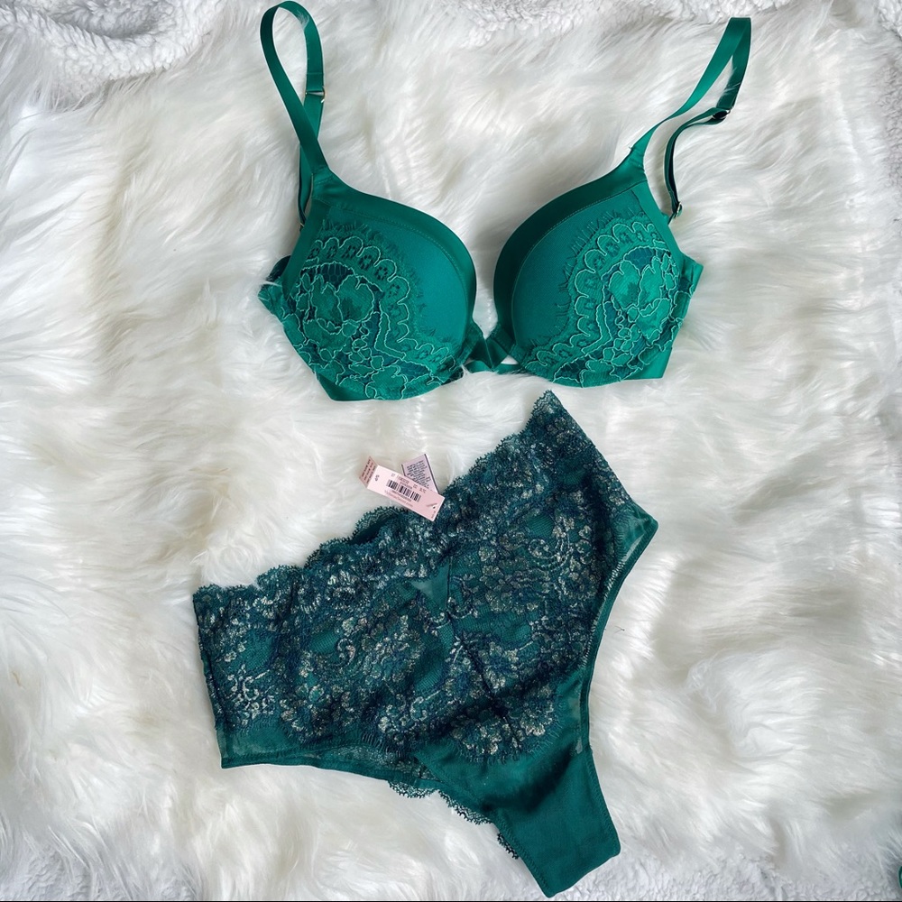 Victoria’s Secret Emerald Set